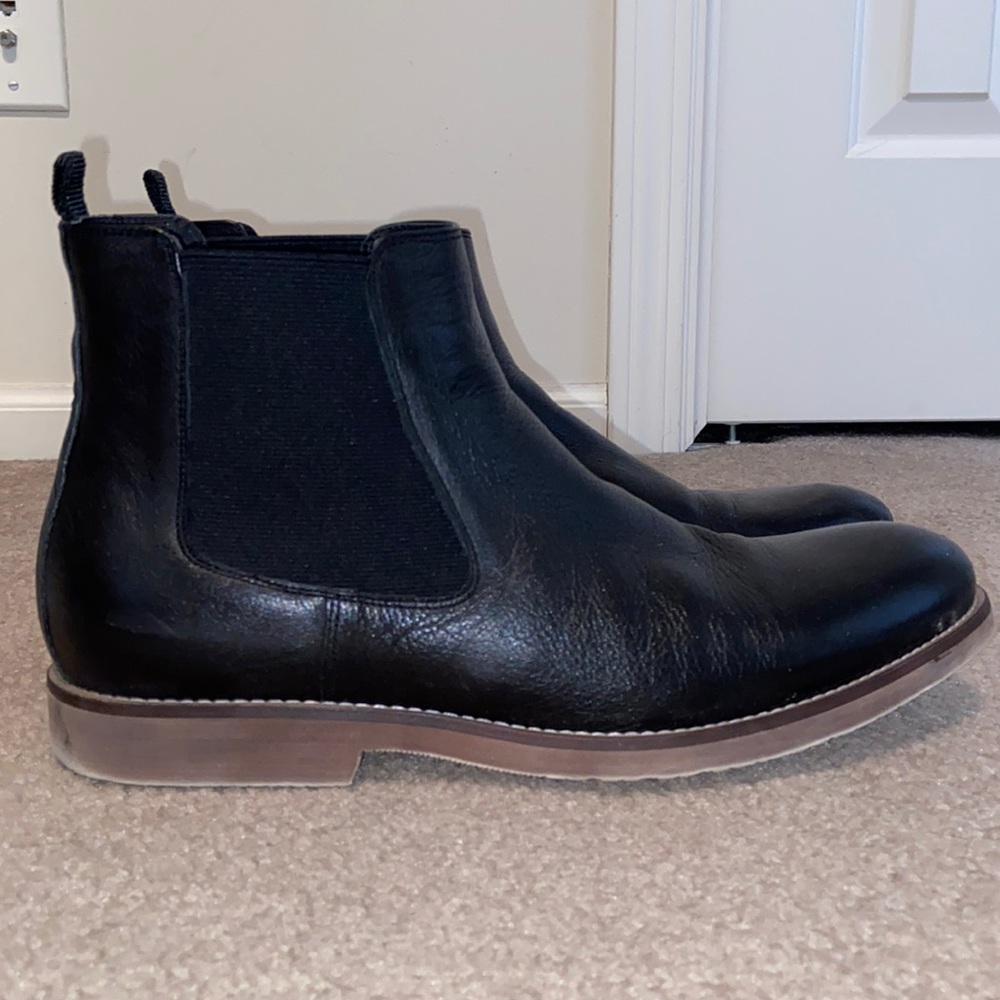 English Laundry Black Leather Chelsea Boot